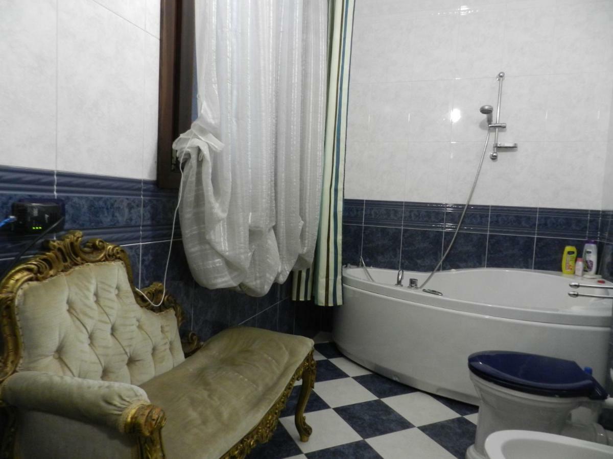 B&B Venezia Le Tre Rose Mestre Buitenkant foto