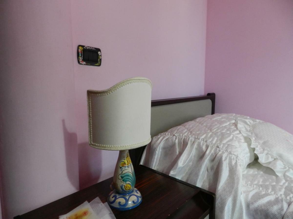 B&B Venezia Le Tre Rose Mestre Buitenkant foto
